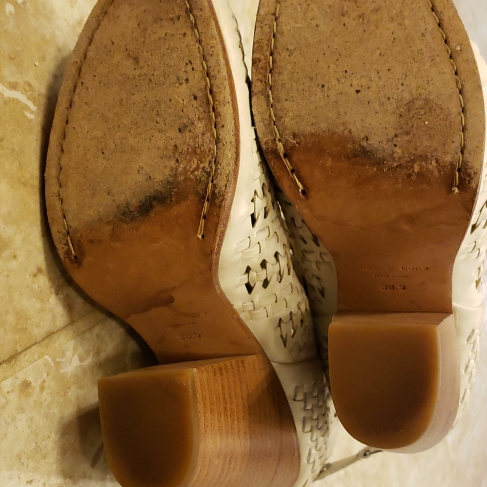 Boots - Picture 3 of 4